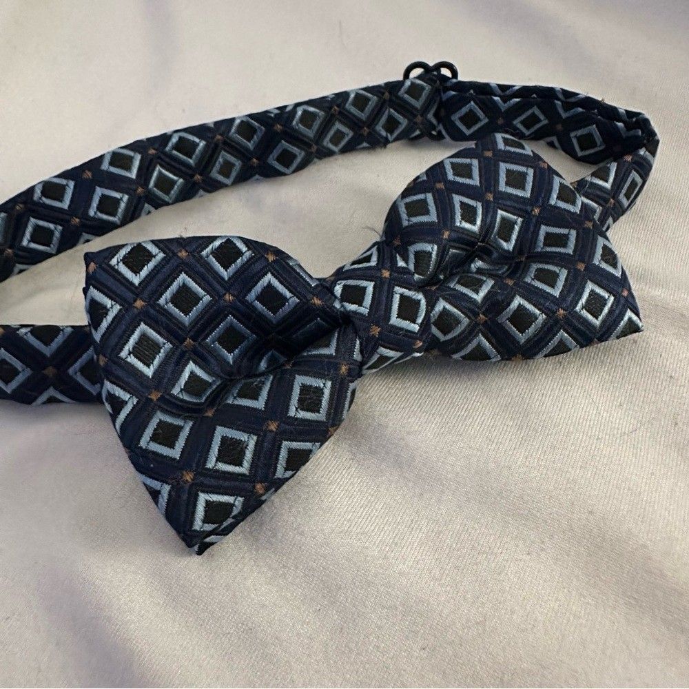 Baby Toddler Diamond Pattern Clip On Bow Tie, Dark Blue Navy and Gold